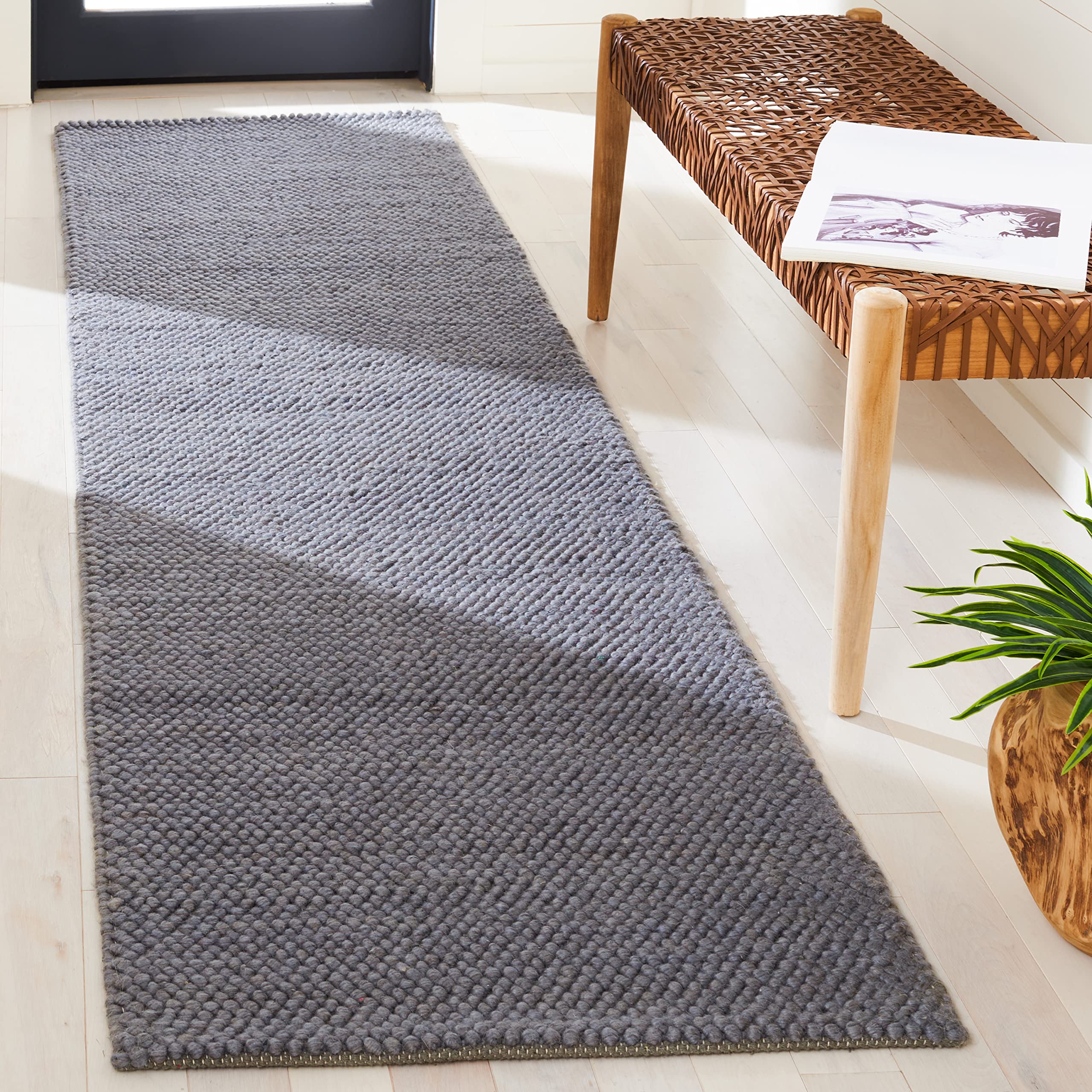 SAFAVIEH Area Rug 5x8 - Natura Collection - Beige & Ivory, Handmade Wool Blend, Textured Design, Ideal for Living Room, Bedroom, Dining Space (NAT425B)