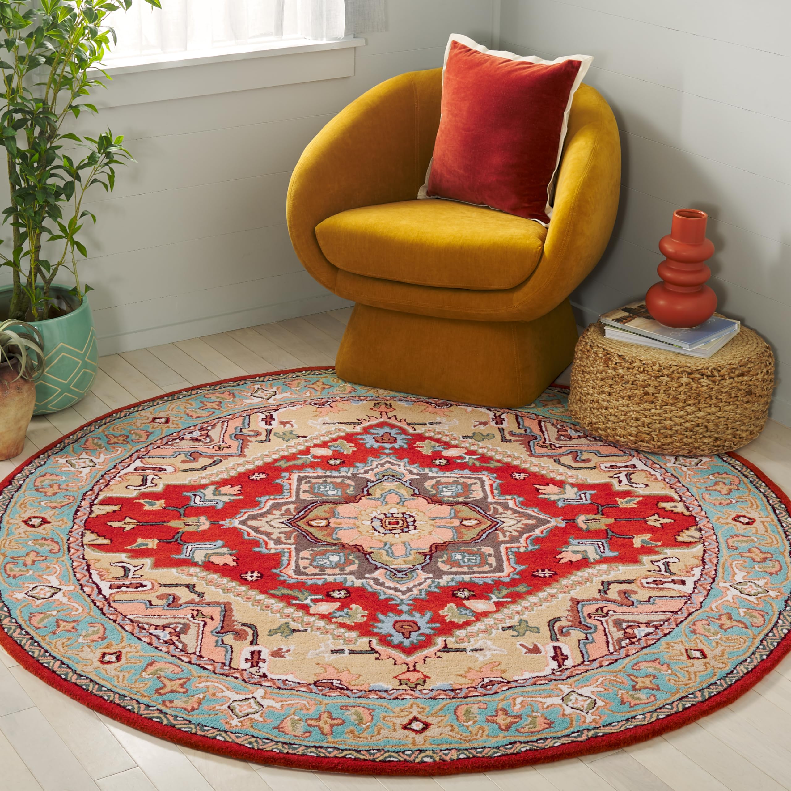 SAFAVIEH Area Rug 8x10 - Heritage Collection - Large - Red, Handmade Wool, Traditional Oriental Medallion Design, Ideal for Living Room, Bedroom, Dining Space (HG625A)