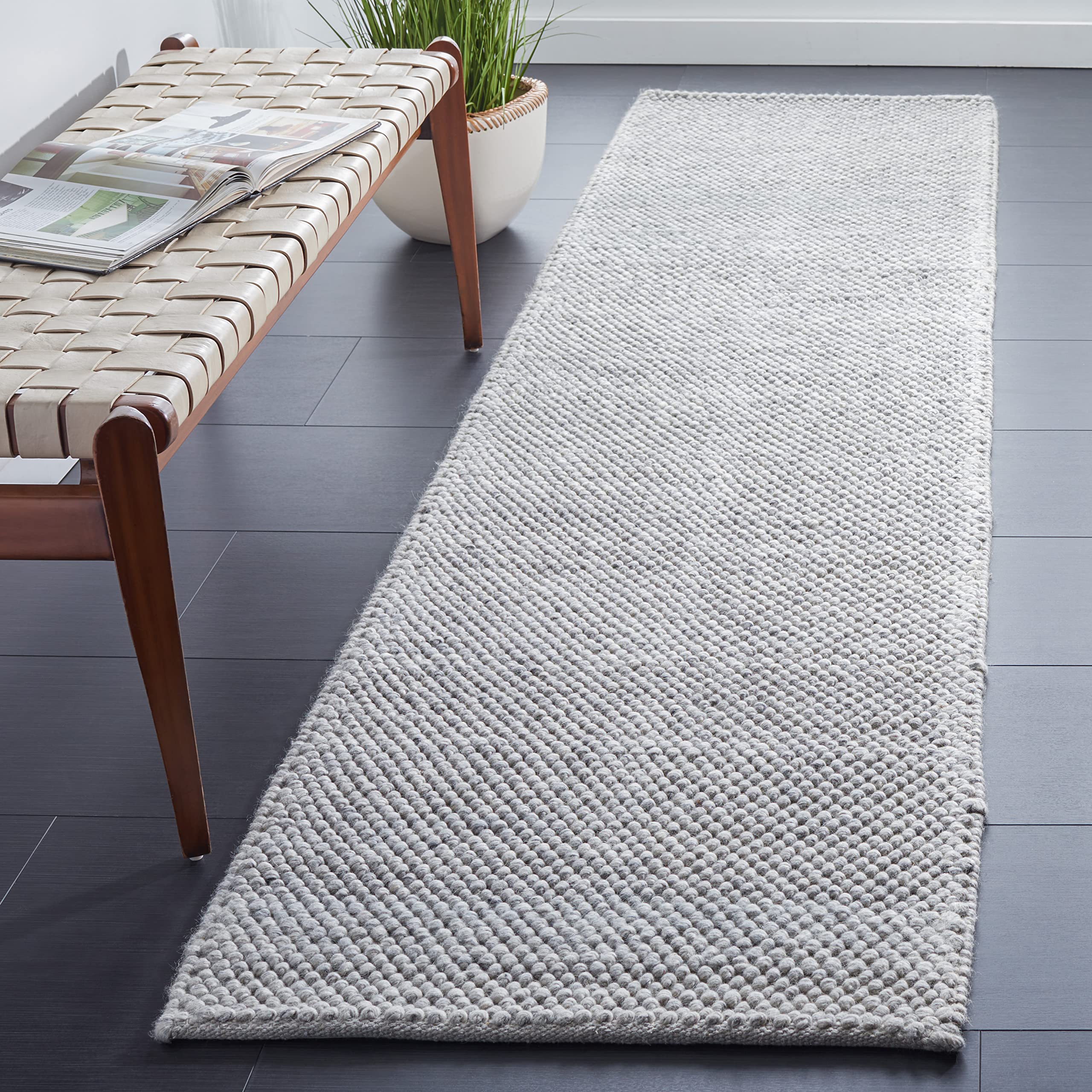 SAFAVIEH Area Rug 5x8 - Natura Collection - Beige & Ivory, Handmade Wool Blend, Textured Design, Ideal for Living Room, Bedroom, Dining Space (NAT425B)
