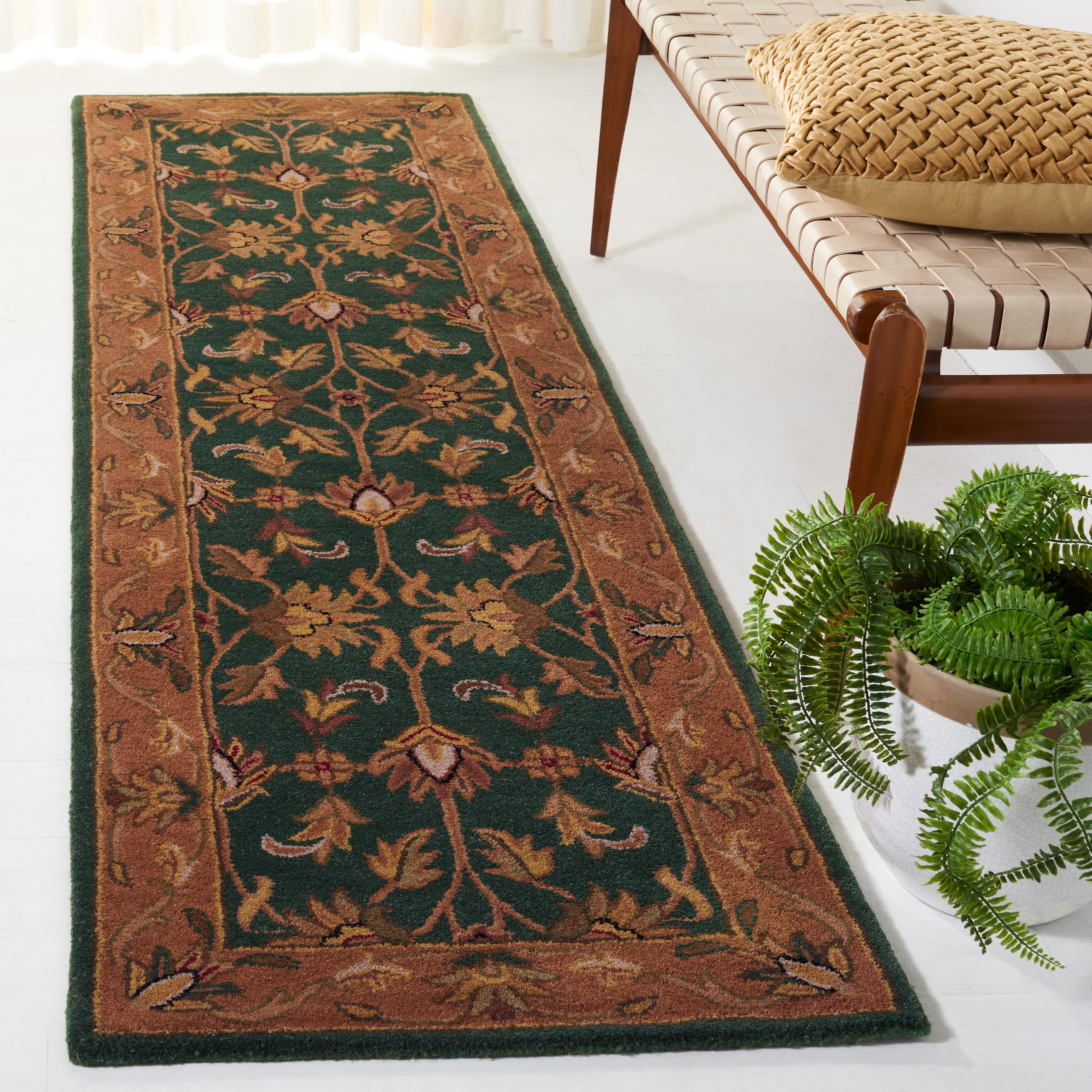 SAFAVIEH Heritage Collection Area Rug - 9' x 12', Black & Beige, Handmade Traditional Oriental Wool, Ideal for High Traffic Areas in Living Room, Bedroom (HG628B)