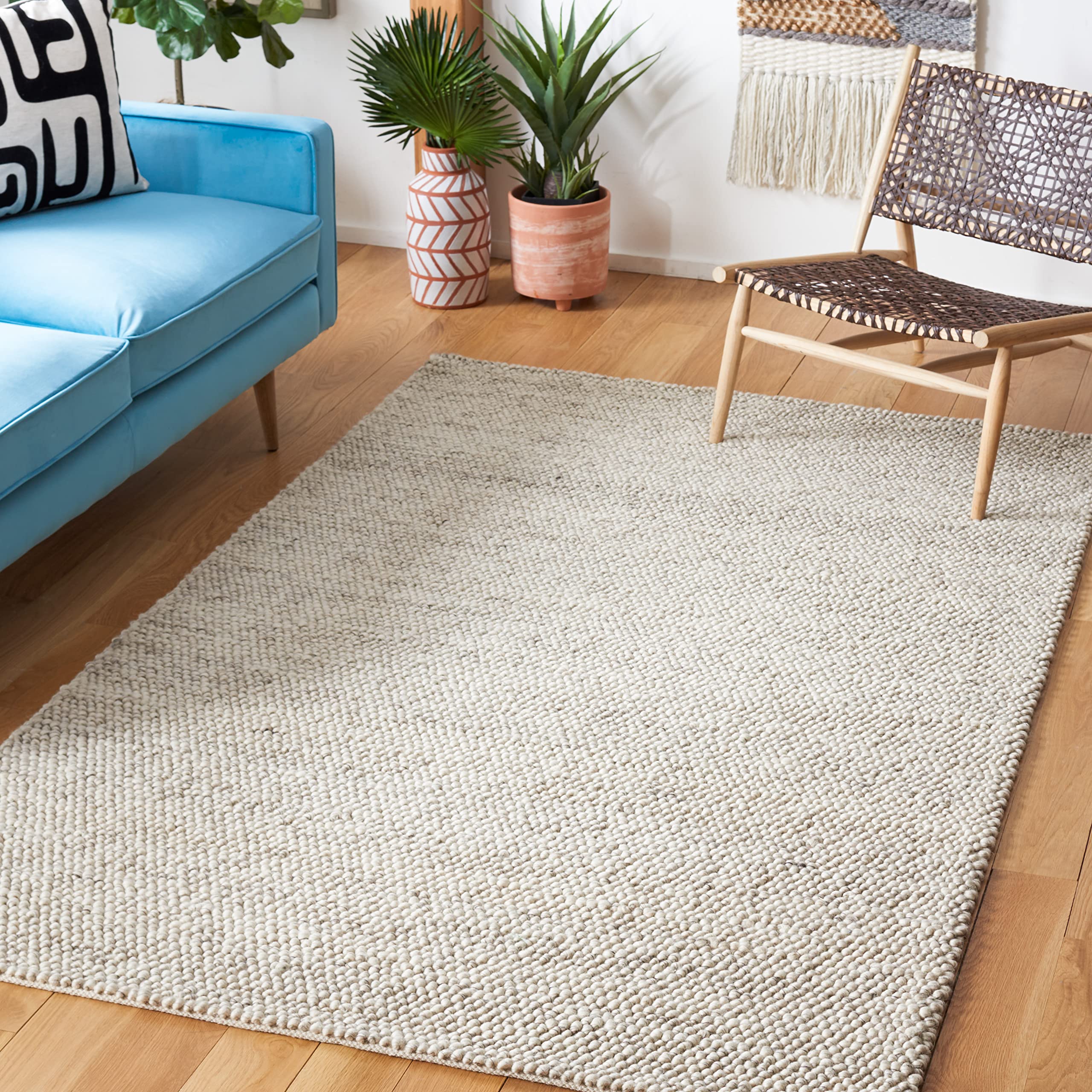 SAFAVIEH Area Rug 5x8 - Natura Collection - Beige & Ivory, Handmade Wool Blend, Textured Design, Ideal for Living Room, Bedroom, Dining Space (NAT425B)