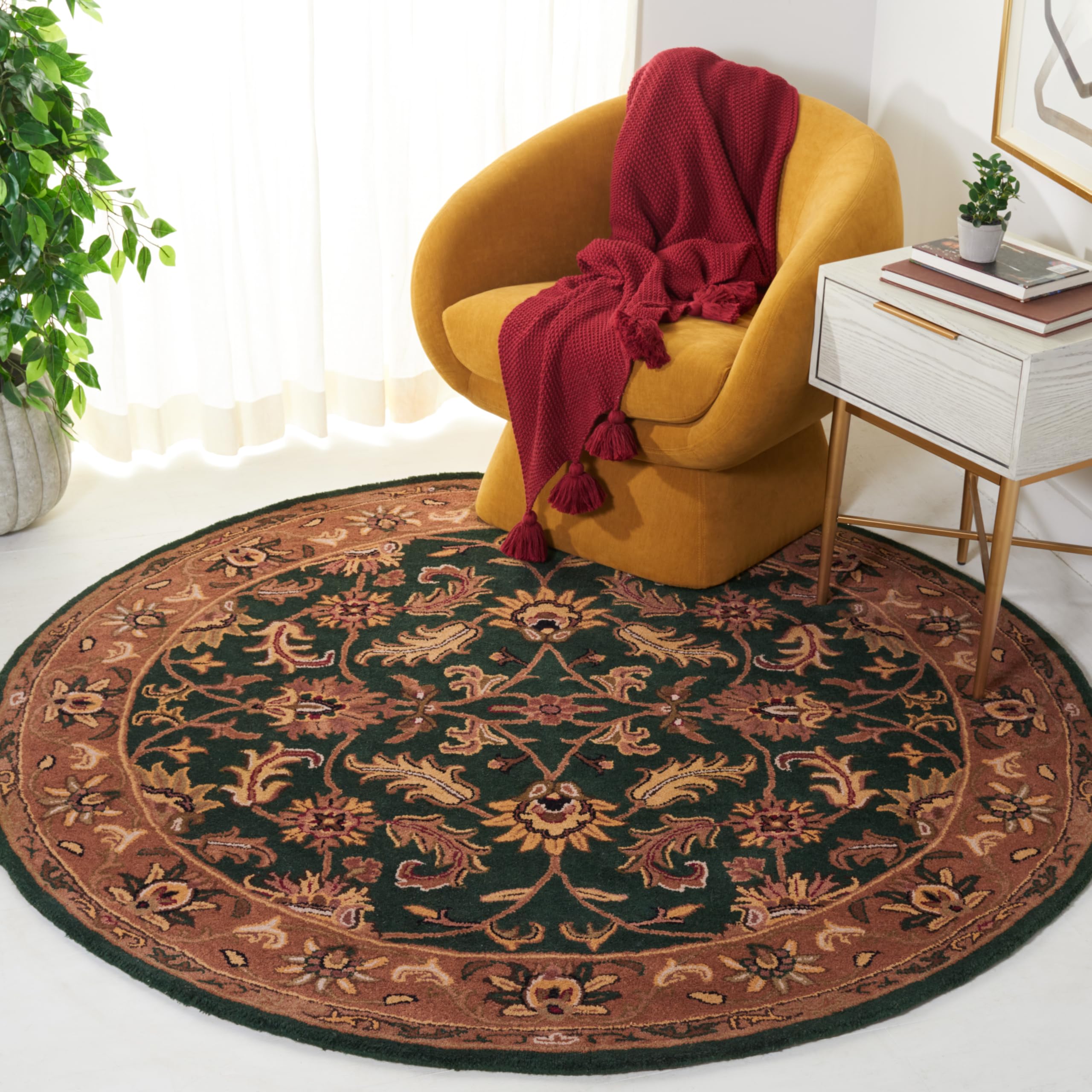 SAFAVIEH Heritage Collection Area Rug - 9' x 12', Black & Beige, Handmade Traditional Oriental Wool, Ideal for High Traffic Areas in Living Room, Bedroom (HG628B)