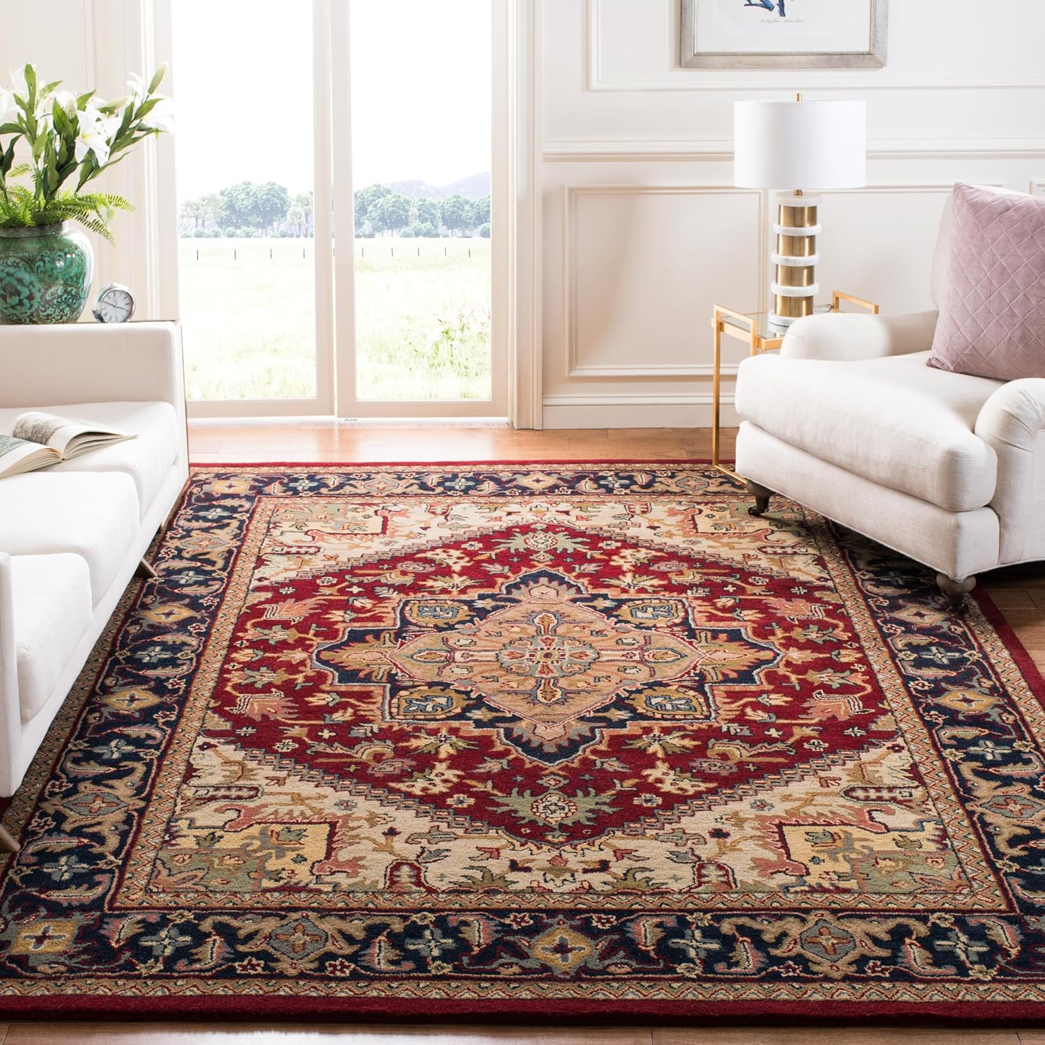 SAFAVIEH Area Rug 8x10 - Heritage Collection - Large - Red, Handmade Wool, Traditional Oriental Medallion Design, Ideal for Living Room, Bedroom, Dining Space (HG625A)