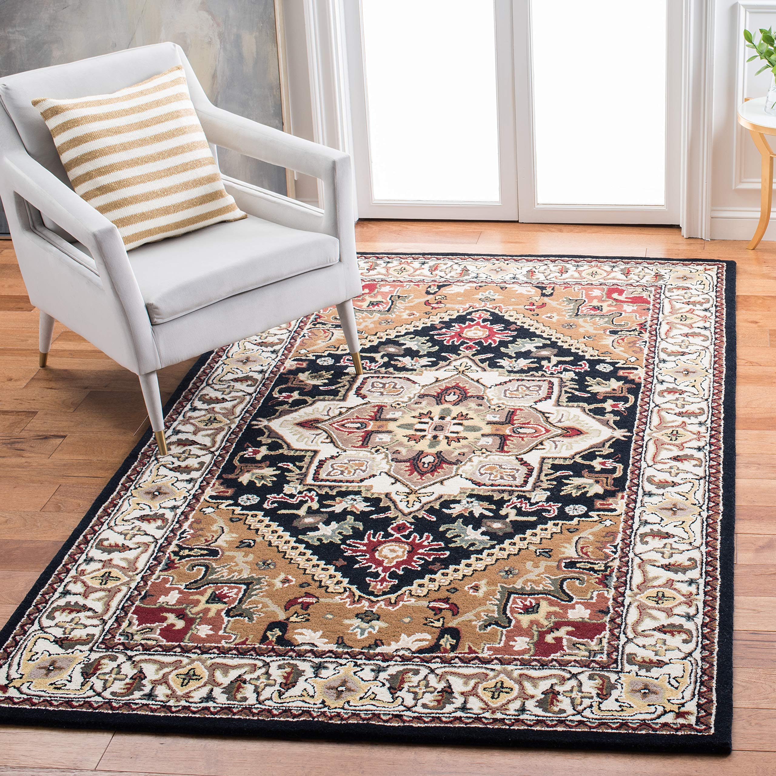 SAFAVIEH Area Rug 8x10 - Heritage Collection - Large - Red, Handmade Wool, Traditional Oriental Medallion Design, Ideal for Living Room, Bedroom, Dining Space (HG625A)