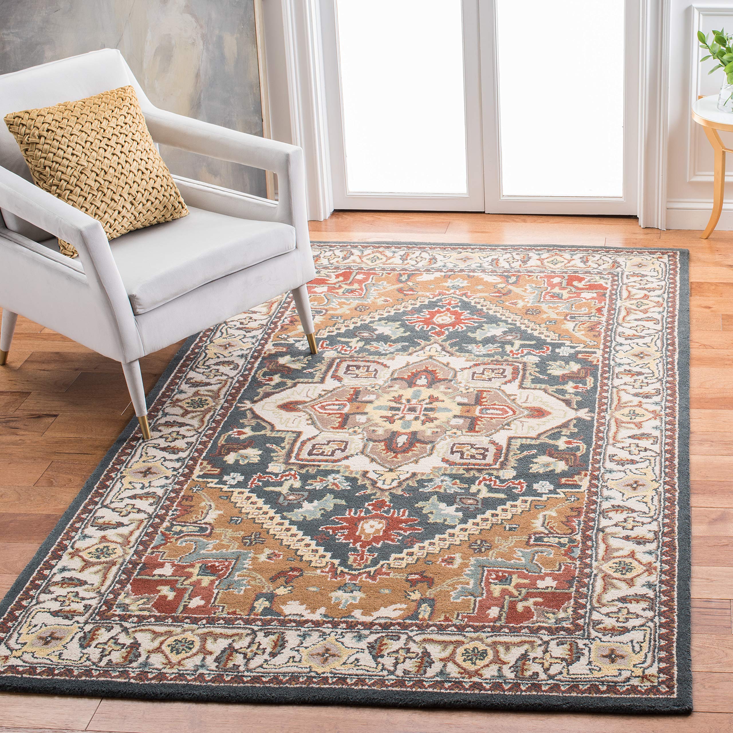 SAFAVIEH Area Rug 8x10 - Heritage Collection - Large - Red, Handmade Wool, Traditional Oriental Medallion Design, Ideal for Living Room, Bedroom, Dining Space (HG625A)