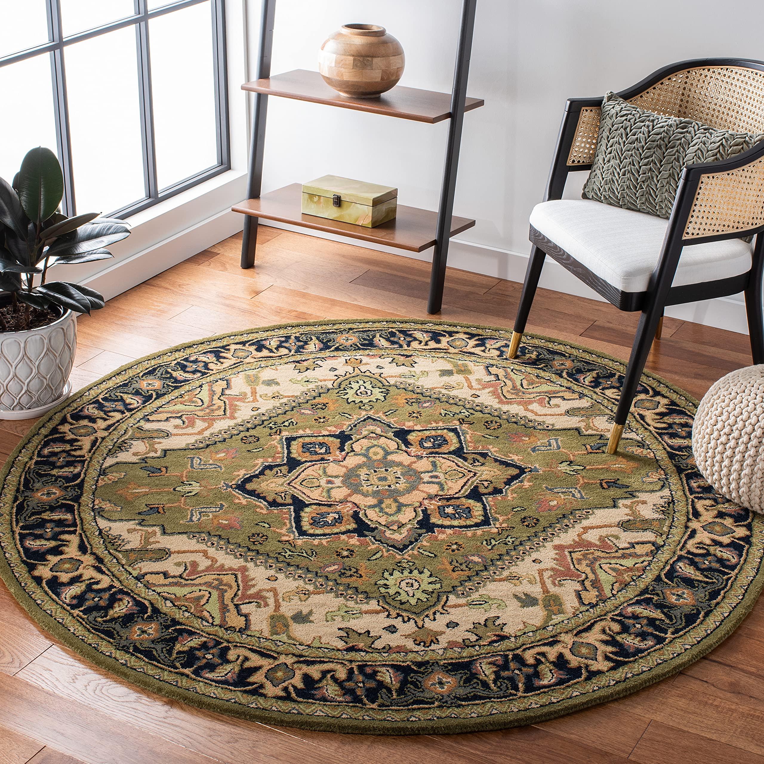SAFAVIEH Area Rug 8x10 - Heritage Collection - Large - Red, Handmade Wool, Traditional Oriental Medallion Design, Ideal for Living Room, Bedroom, Dining Space (HG625A)