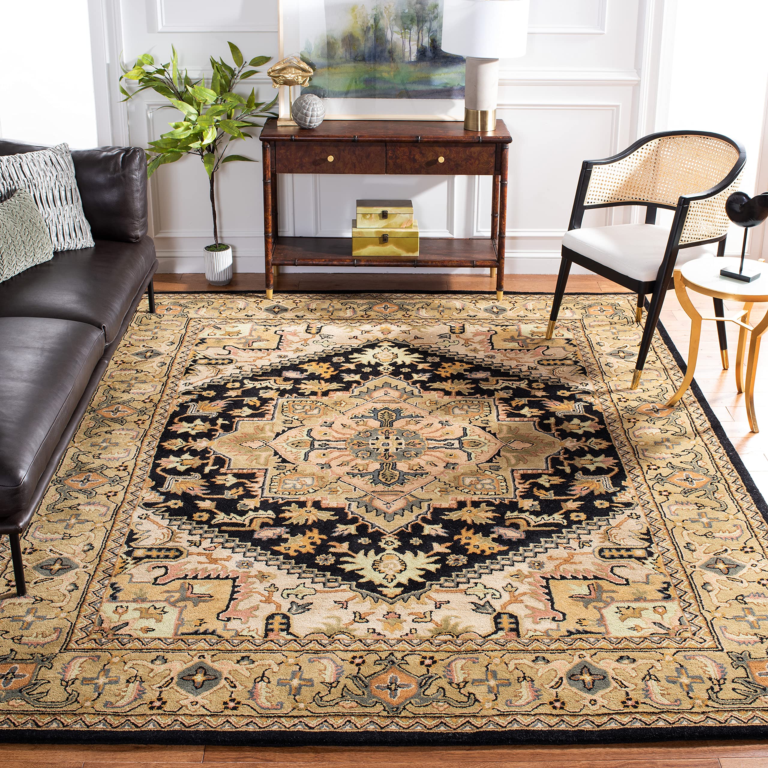 SAFAVIEH Area Rug 8x10 - Heritage Collection - Large - Red, Handmade Wool, Traditional Oriental Medallion Design, Ideal for Living Room, Bedroom, Dining Space (HG625A)